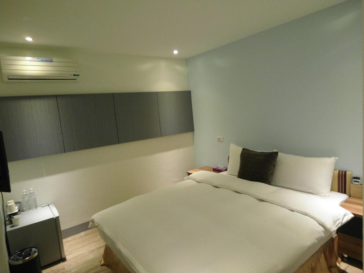 237 Hotel Kaohsiung Eksteriør billede