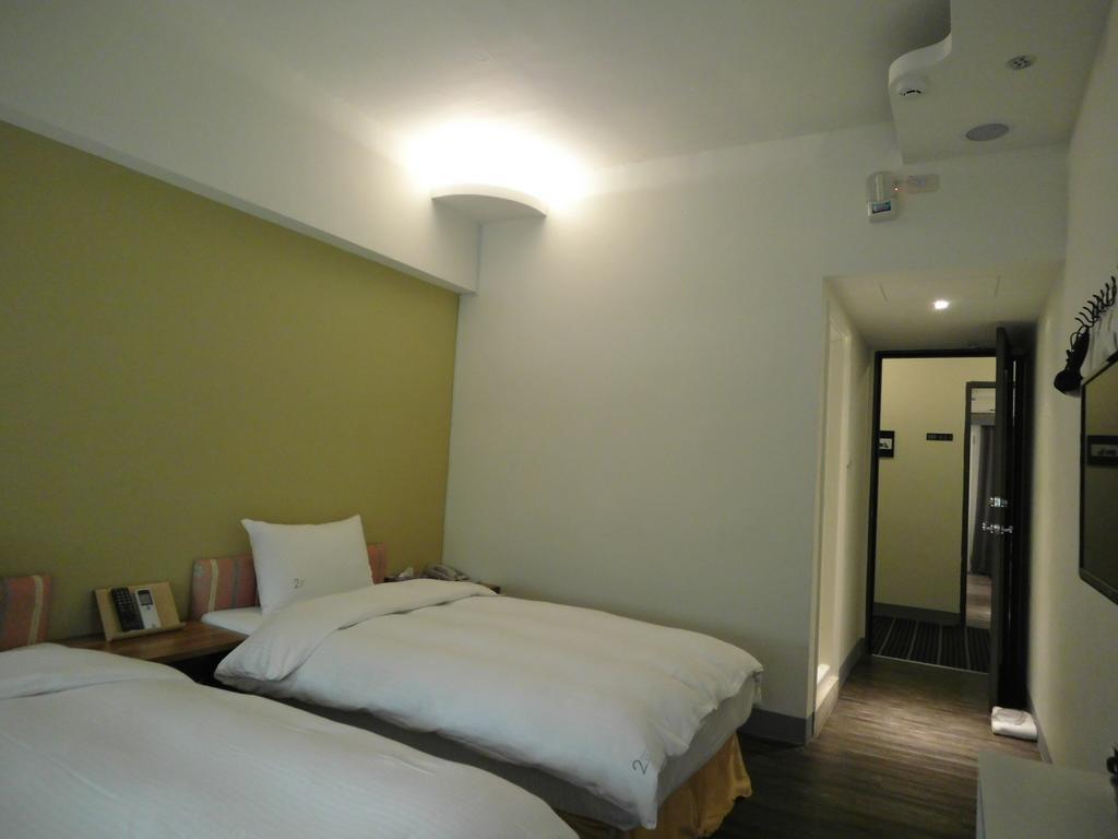 237 Hotel Kaohsiung Eksteriør billede