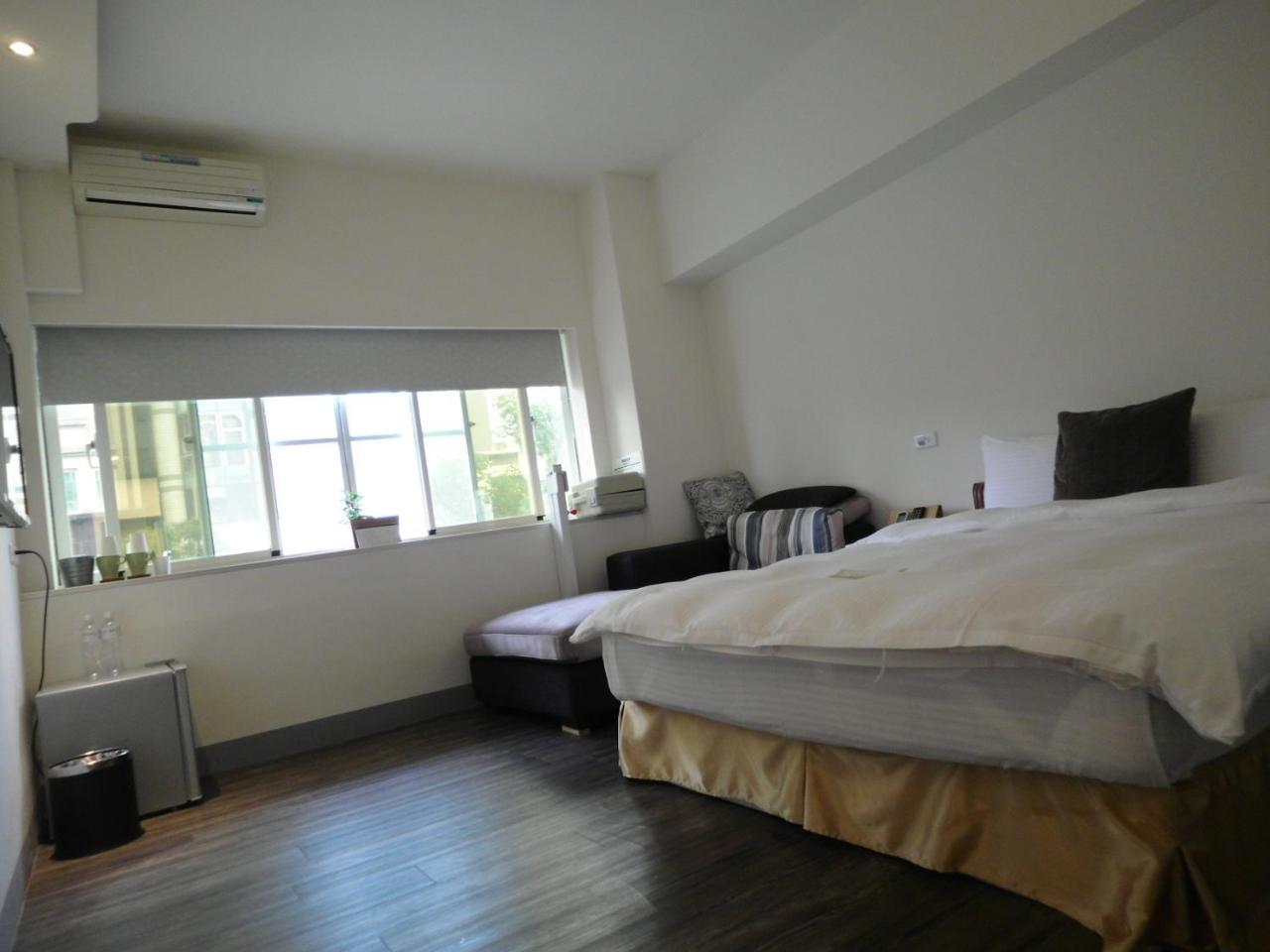 237 Hotel Kaohsiung Eksteriør billede