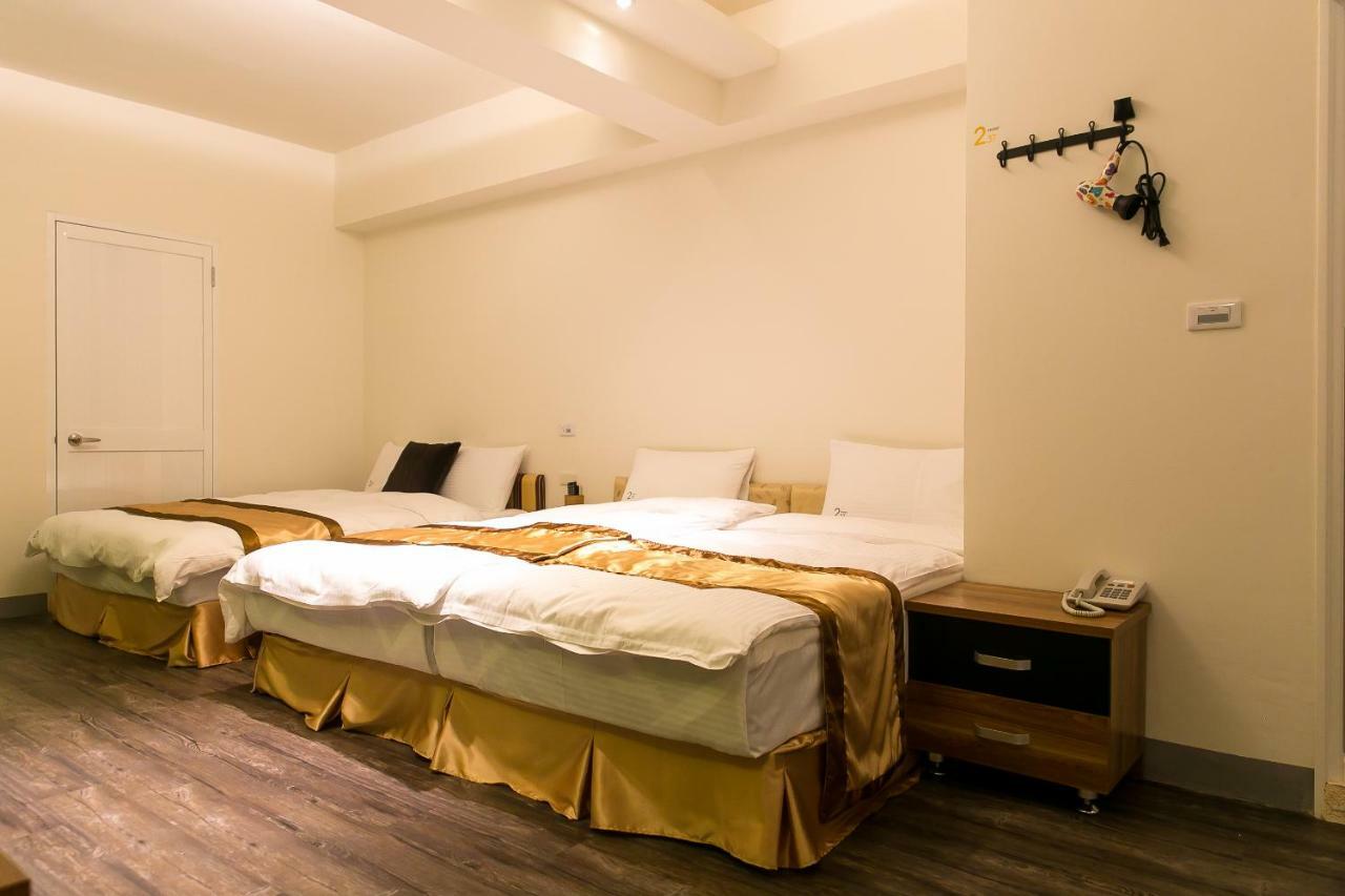 237 Hotel Kaohsiung Eksteriør billede